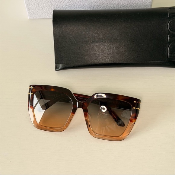 New! Dior Sunglasses, DiorSignature S10F 25F2, Authentic - Picture 3 of 10